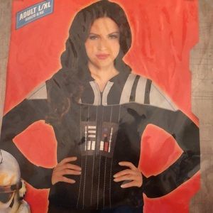 New Star Wars Hoodie Women’s Large/XL Darth vader